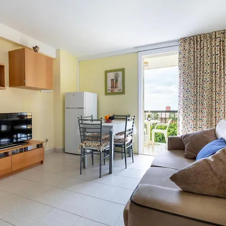 Апартаменты 41 Copacabana Ocean View & Pool Плая-де-лас-Америкас