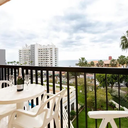 Апартаменты 41 Copacabana Ocean View & Pool Плая-де-лас-Америкас