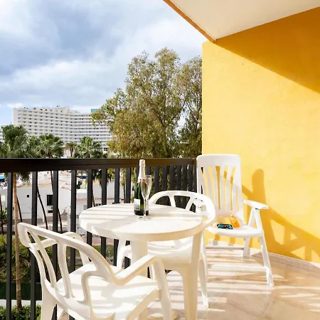 Апартаменты 41 Copacabana Ocean View & Pool Плая-де-лас-Америкас